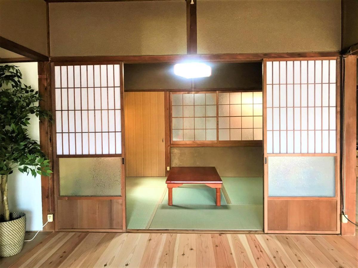 ゲストハウス三軒家 Shirahama Eksteriør bilde